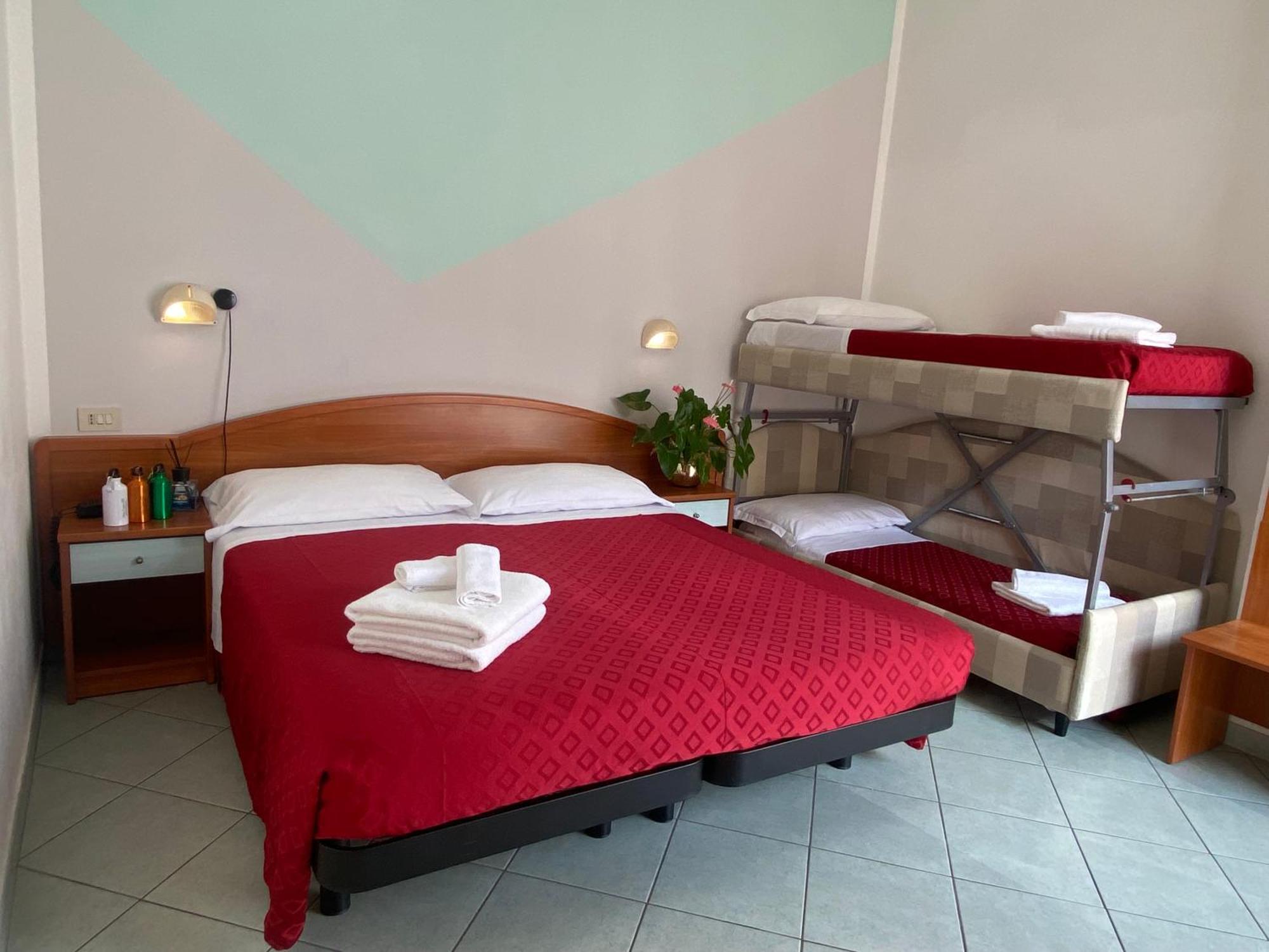 Hotel Villa Caterina Rimini Luaran gambar