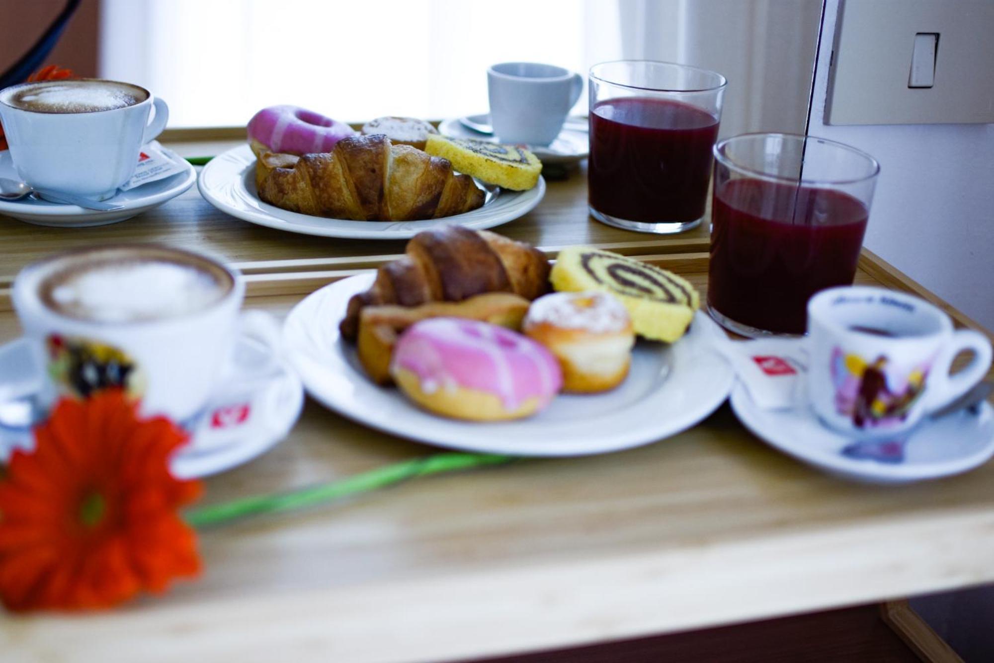 Hotel Villa Caterina Rimini Luaran gambar