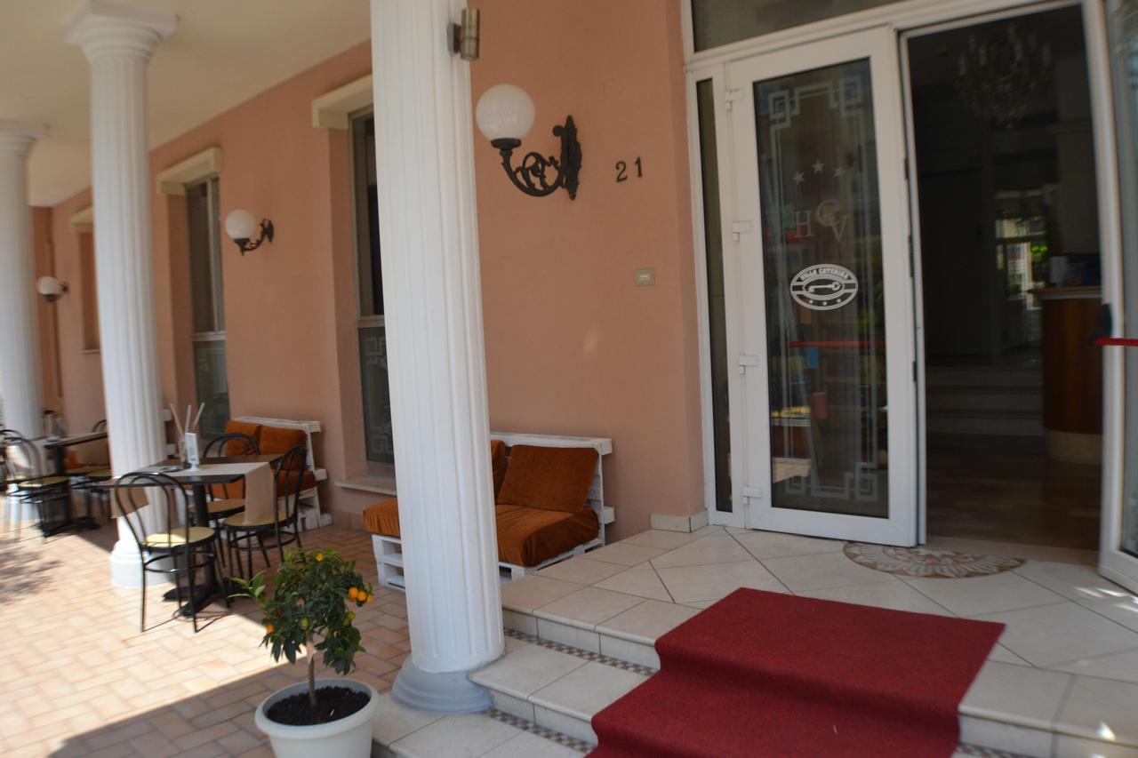 Hotel Villa Caterina Rimini Luaran gambar